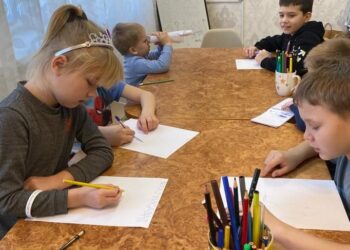 Общаться весело